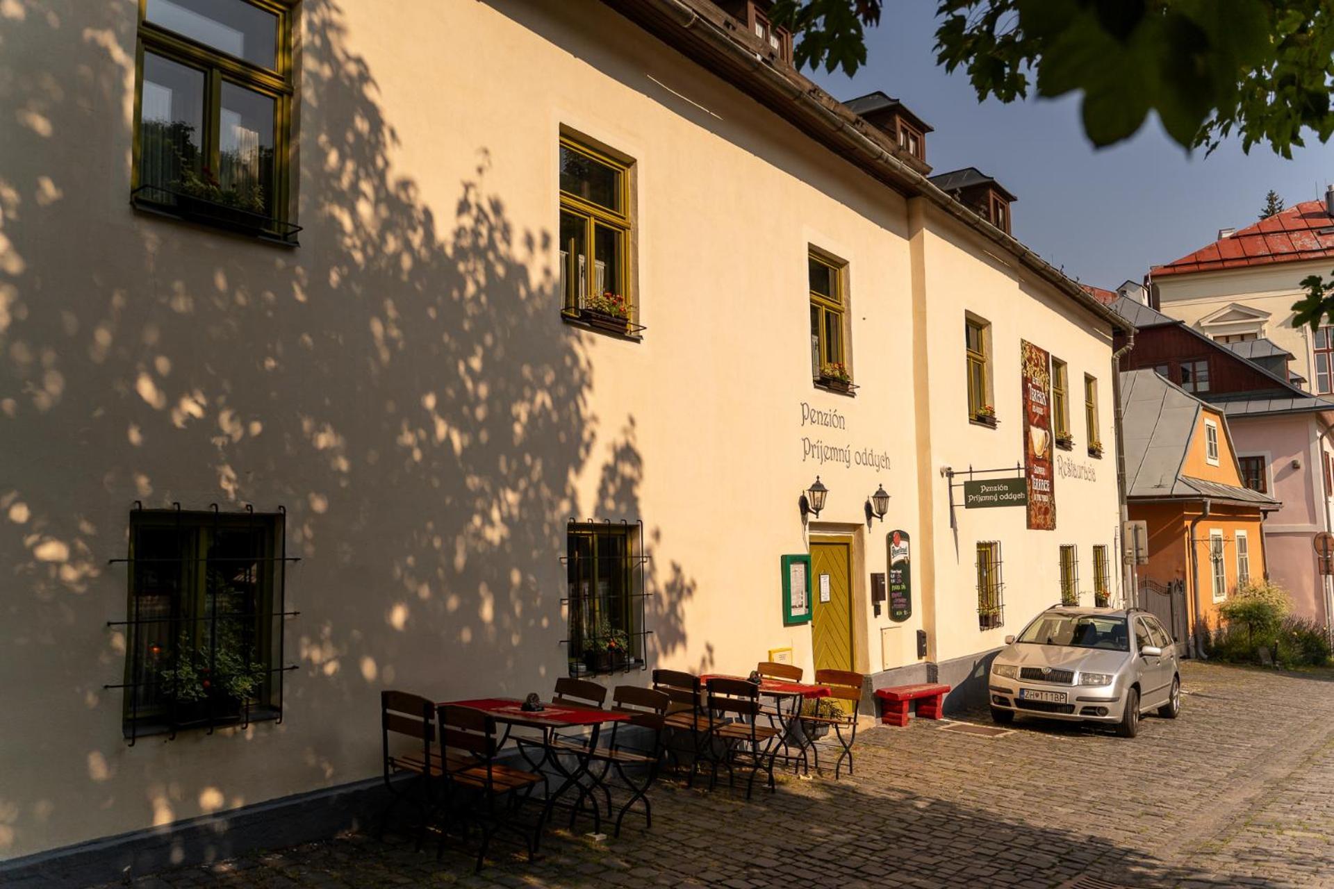 Penzion Prijemny Oddych Banská Štiavnica Exteriör bild